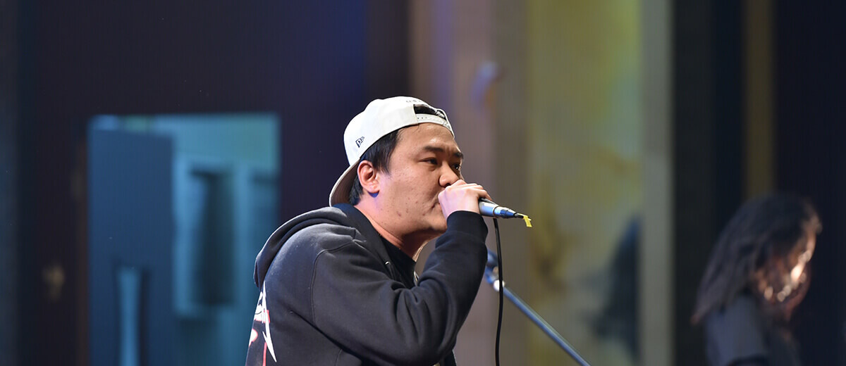Music singing